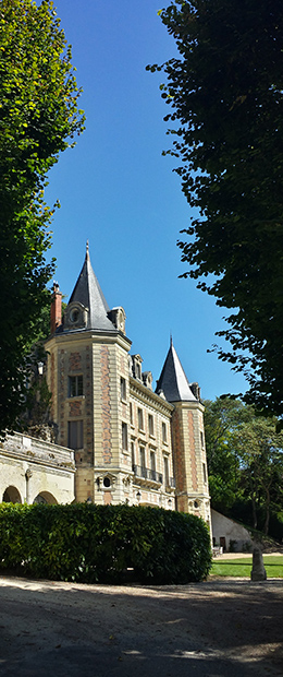 Contactez le Chateau de Perreux